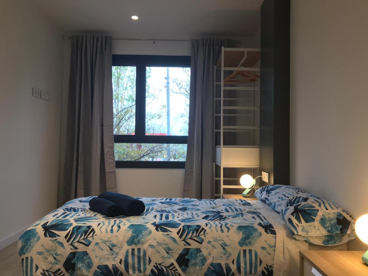 Llull Home Sant Adria de Besos Dış mekan fotoğraf